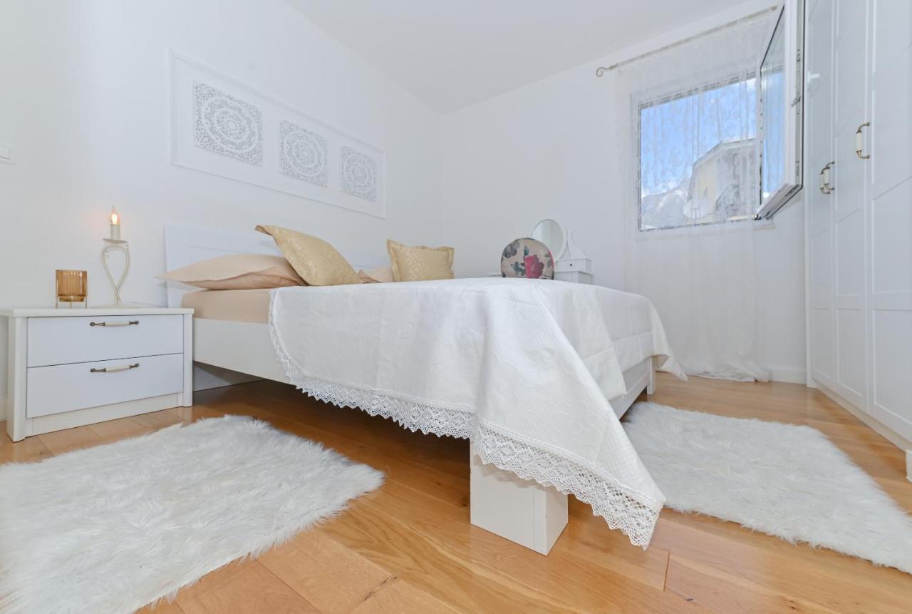 Apartment Daninovica II Makarska Eksteriør billede