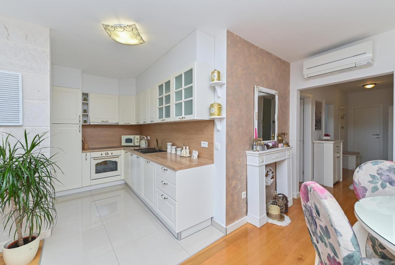 Apartment Daninovica II Makarska Eksteriør billede